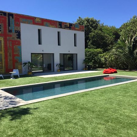 Le Cube Hotel Design A Hyeres Plage Avec Piscine Et Cuisine Екстериор снимка
